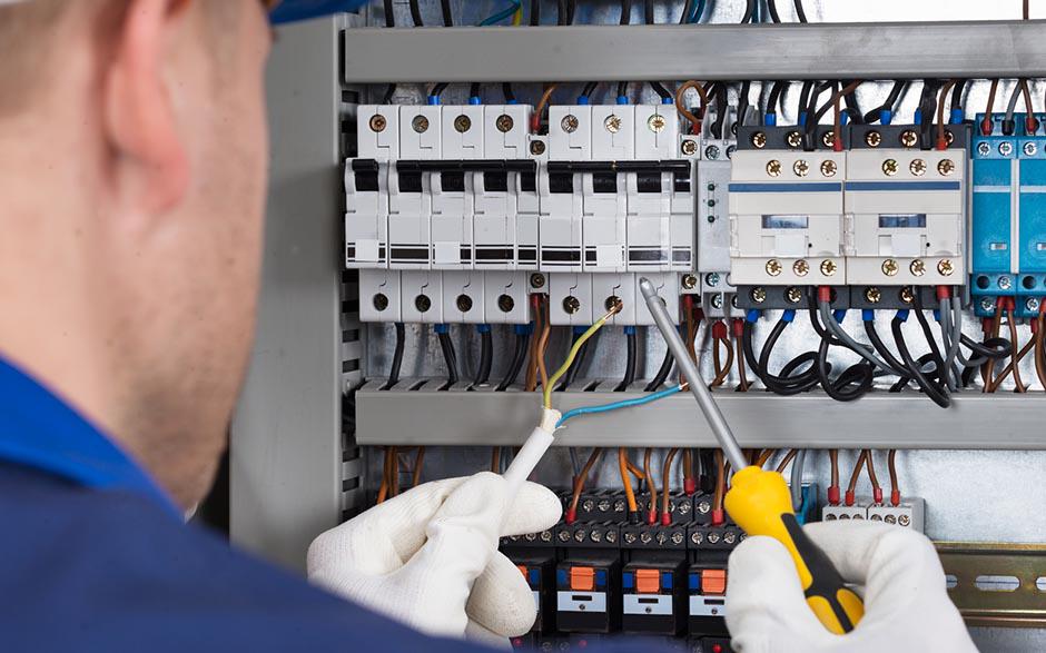 électricien de maintenance Crespières