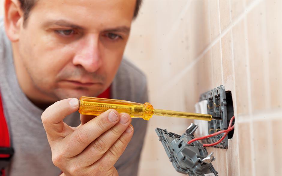 électricité maison Fosses