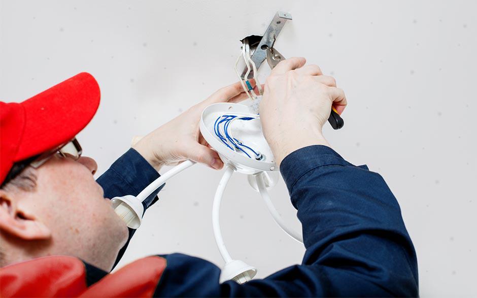 prix d'un électricien Stains